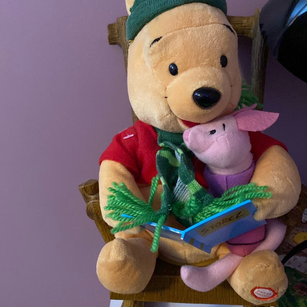 Vintage Winnie the Pooh animatronic